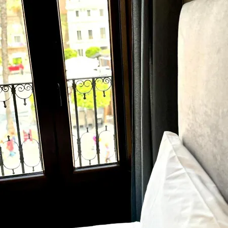 Barbarossa Plaza De Espana Apartment *