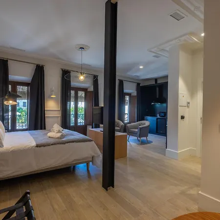 Barbarossa Plaza De Espana * Mérida