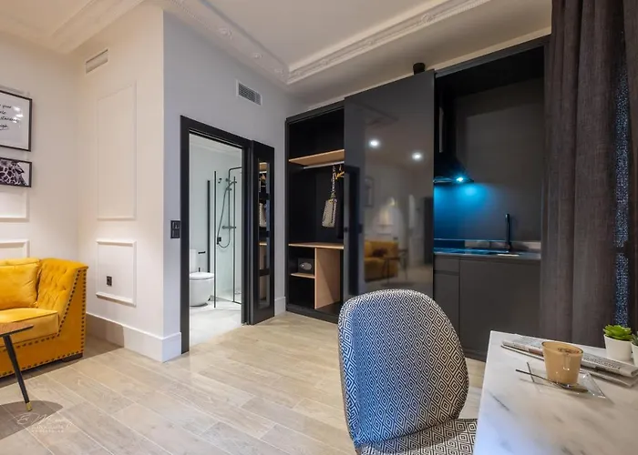 Barbarossa Plaza De Espana