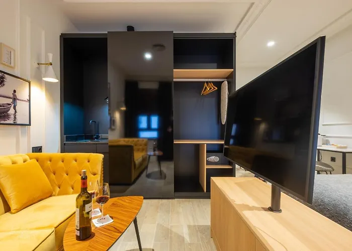 Barbarossa Plaza De Espana *